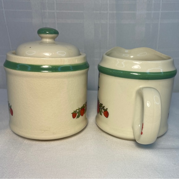 SHEFFIELD STRAWBERRIES 'N CREAM STONEWARE. HARD TO FIND. SUGAR & CREAMER" - Picture 3 of 11